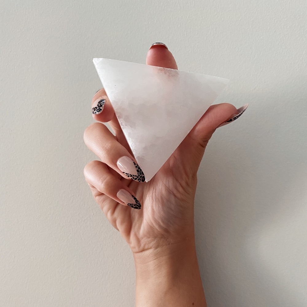 SELENITE TRIANGLE